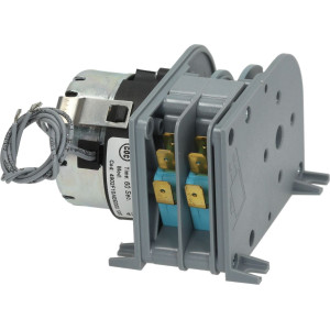 REVERSING SWITCH 4902F1 230V 2 CAMS