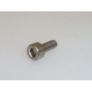 CYLINDER HEAD SCREW M3x8