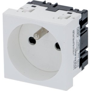 SOCKET 2P+T 16A (FRANCE)