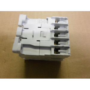 CONTACTOR